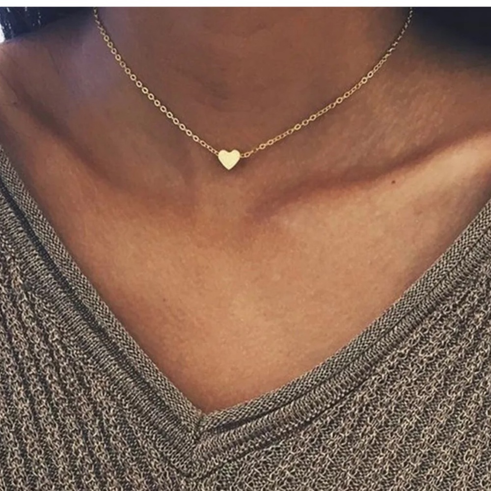 Tiny Heart dainty Necklace choker